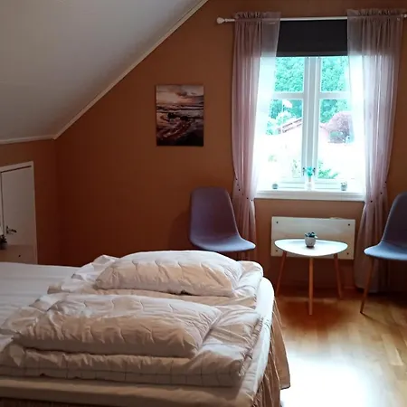 Stort Hus Med 3 Soverom Til Leie I Vakre Sira Minimum 5 Netter Leie Ferienhaus