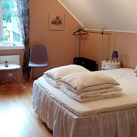 Stort Hus Med 3 Soverom Til Leie I Vakre Sira Minimum 5 Netter Leie *