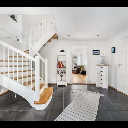 Ferienhaus Stort Hus Med 3 Soverom Til Leie I Vakre Sira Minimum 5 Netter Leie