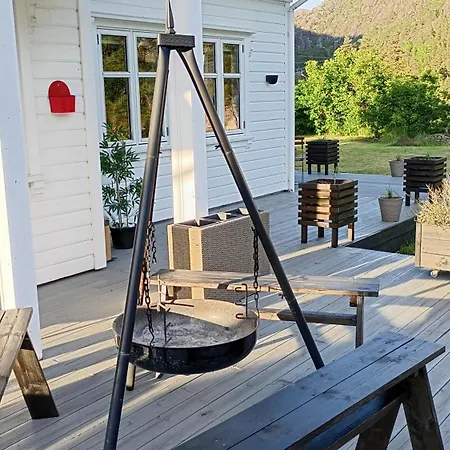 Stort Hus Med 3 Soverom Til Leie I Vakre Sira Minimum 5 Netter Leie Ferienhaus Åna-Sira